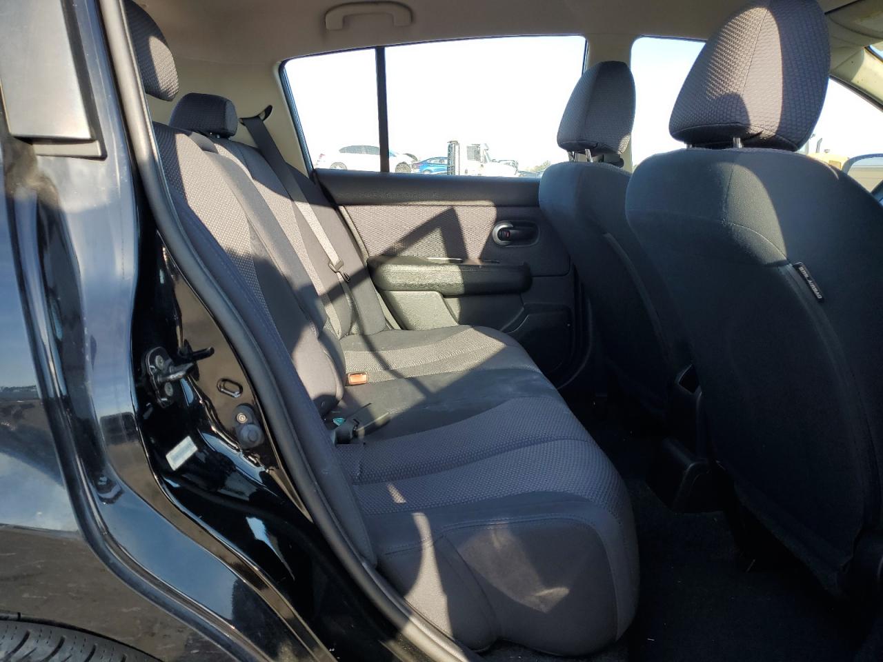 3N1BC13EX7L393079 2007 Nissan Versa S