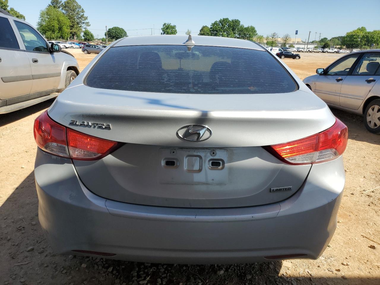 KMHDH4AE2CU433680 2012 Hyundai Elantra Gls