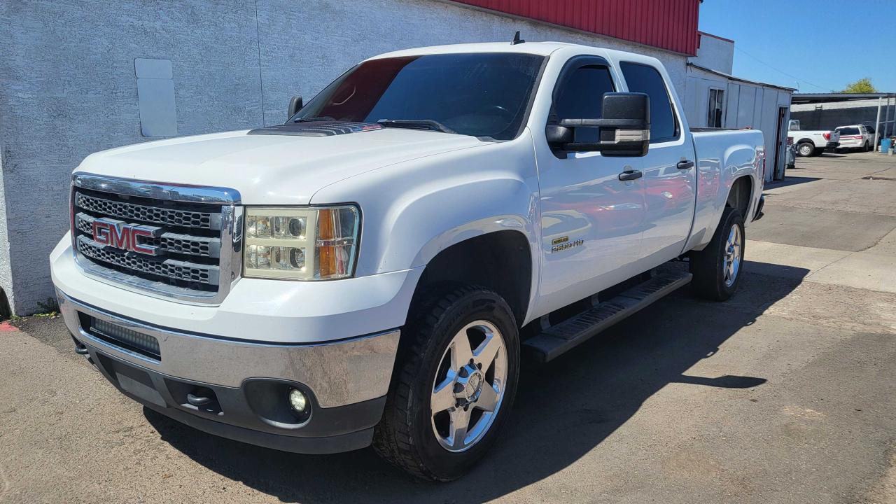 1GT110C80BF157336 2011 GMC Sierra C2500 Sle