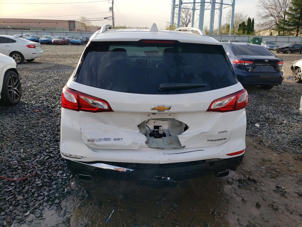 3GNAXYEX2KS638080 2019 Chevrolet Equinox Premier