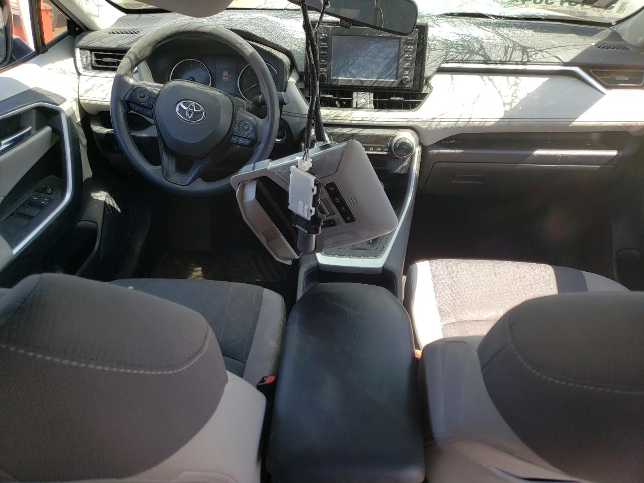 Lot #2567685291 2019 TOYOTA RAV4 XLE