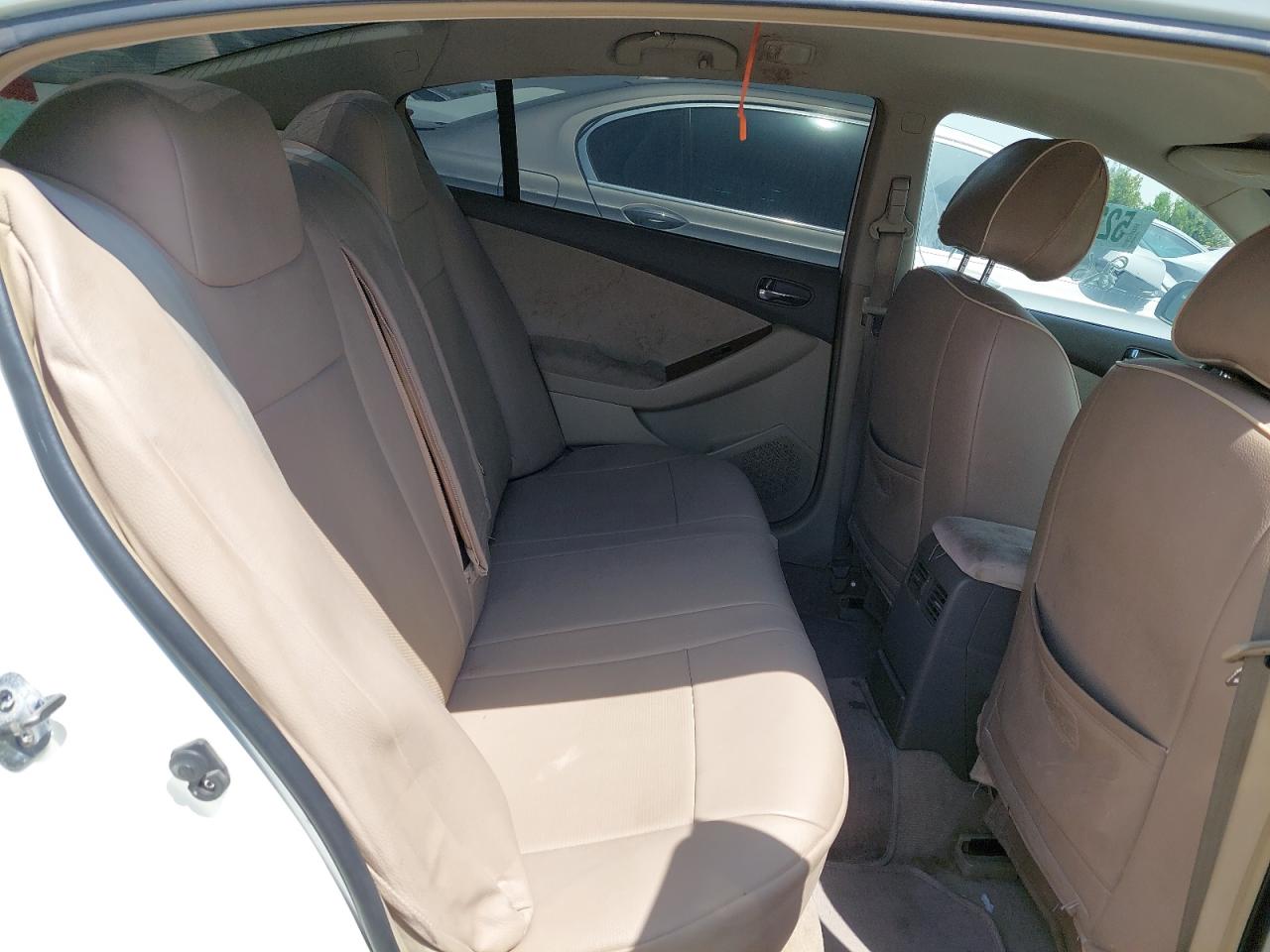 1N4AL21D48C235039 Auction: COPART UAE Lot: 52361704 Location: DUBAI INDUSTRIAL CITY - DUBAI 1N4AL21D48C235039 NISSAN ALTIMA 2008 WHITE Photo 6