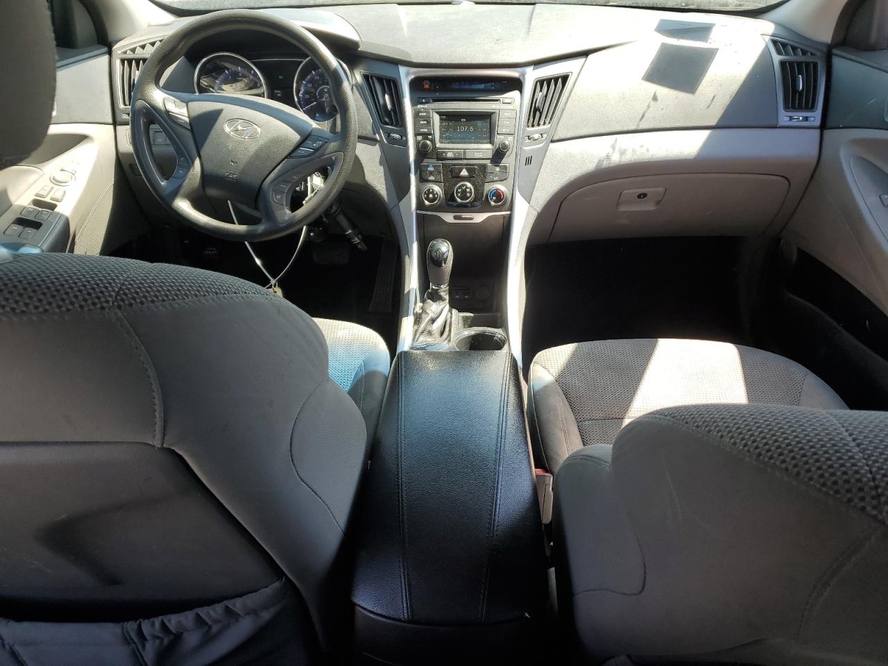 2014 Hyundai Sonata Gls vin: 5NPEB4AC5EH840401