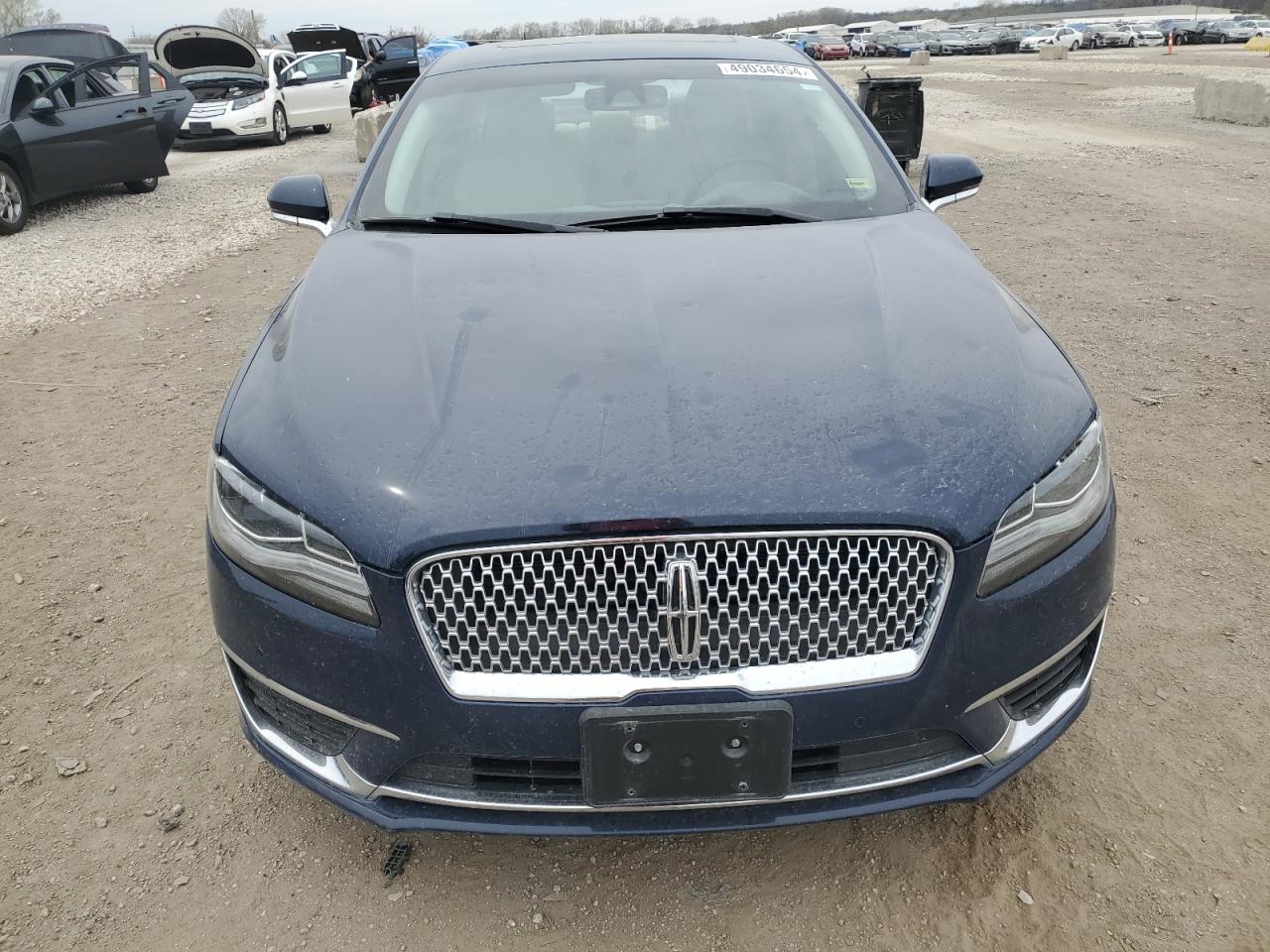 Lot #2821767469 2018 LINCOLN MKZ BLACK