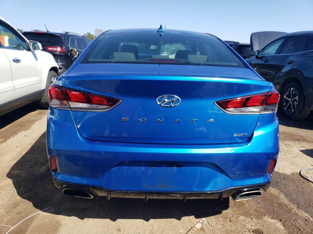 2019 Hyundai Sonata Limited vin: 5NPE34AF1KH781009