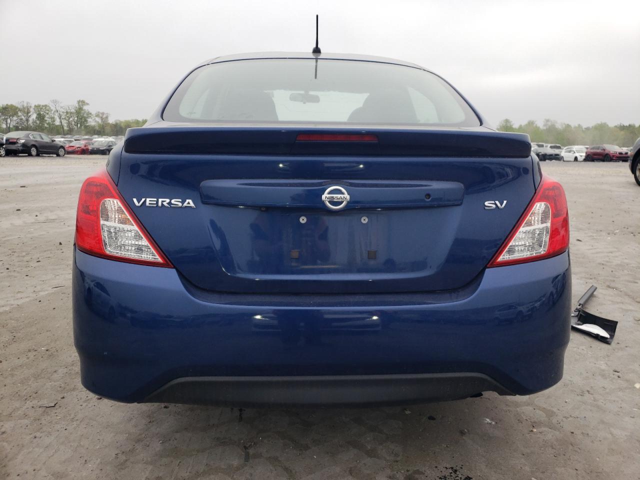 3N1CN7AP7KL857959 2019 Nissan Versa S