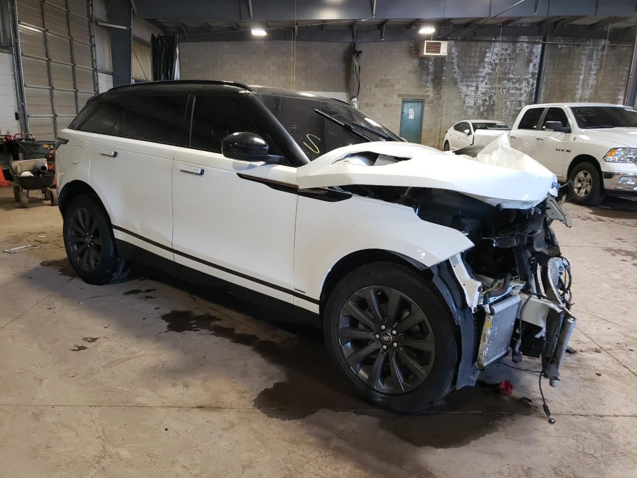 2018 Land Rover Range Rover Velar R-Dynamic Se vin: SALYL2RX5JA771273