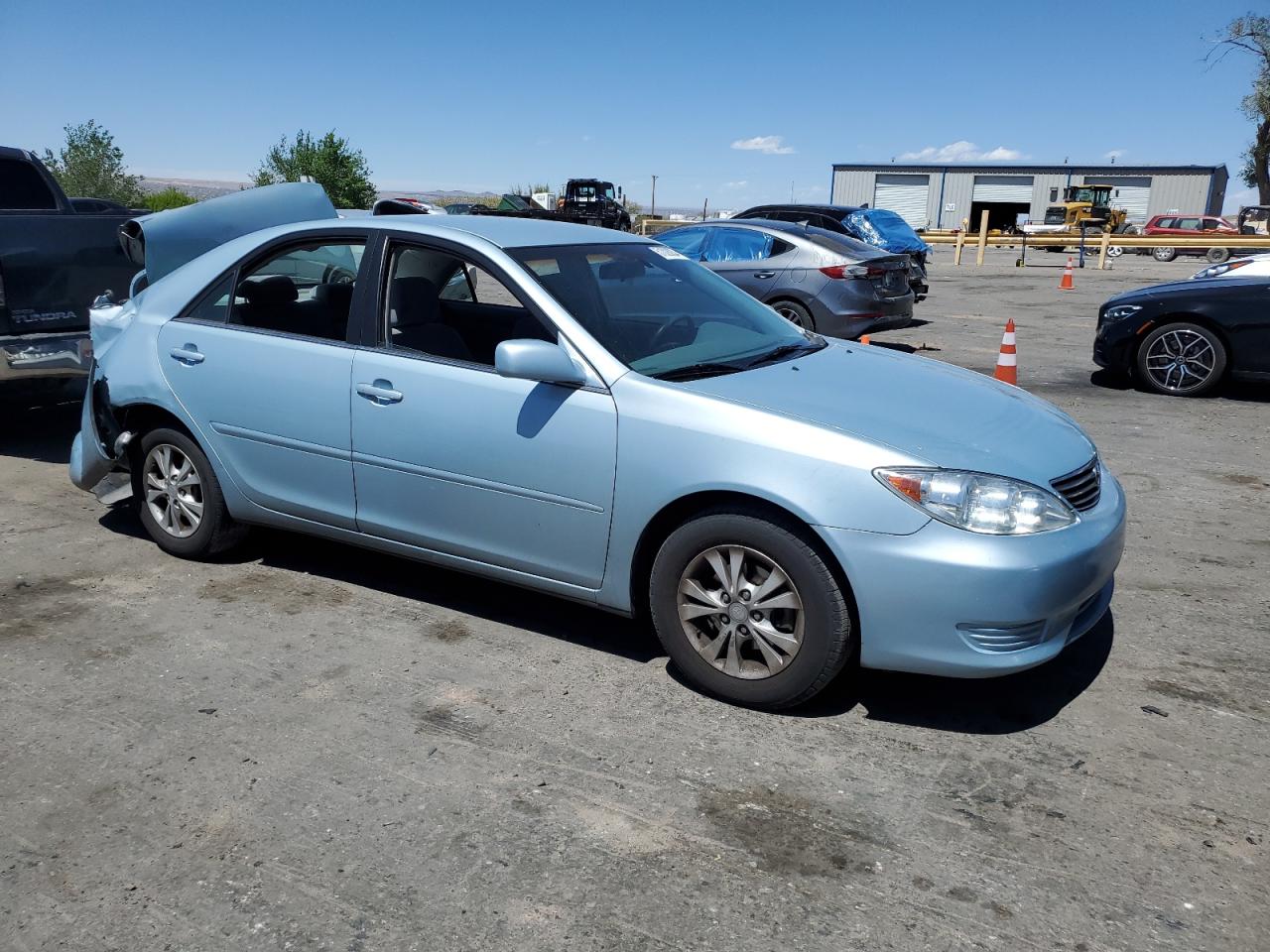 4T1BF30KX5U601681 2005 Toyota Camry Le