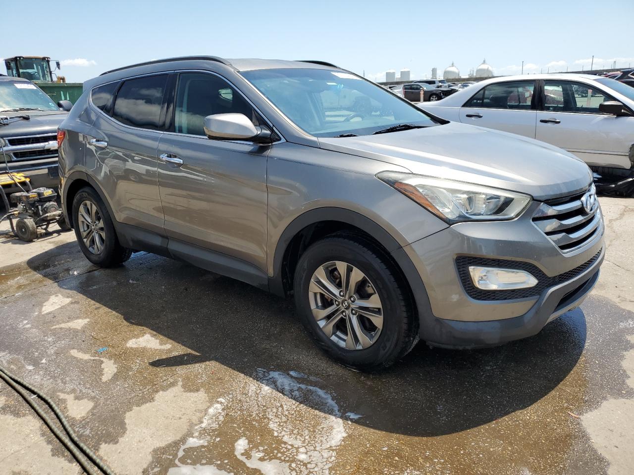 2014 Hyundai Santa Fe Sport vin: 5XYZU3LB4EG161334