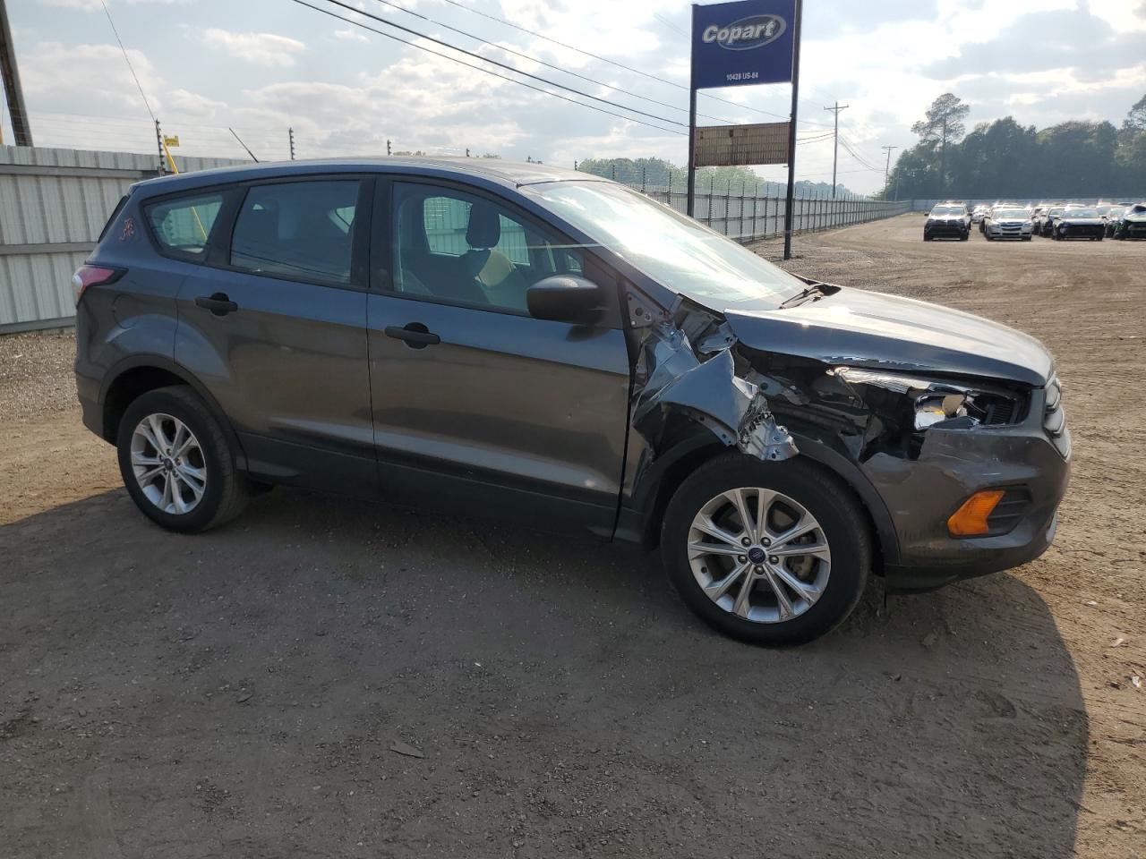 1FMCU0F71JUC26849 2018 Ford Escape S