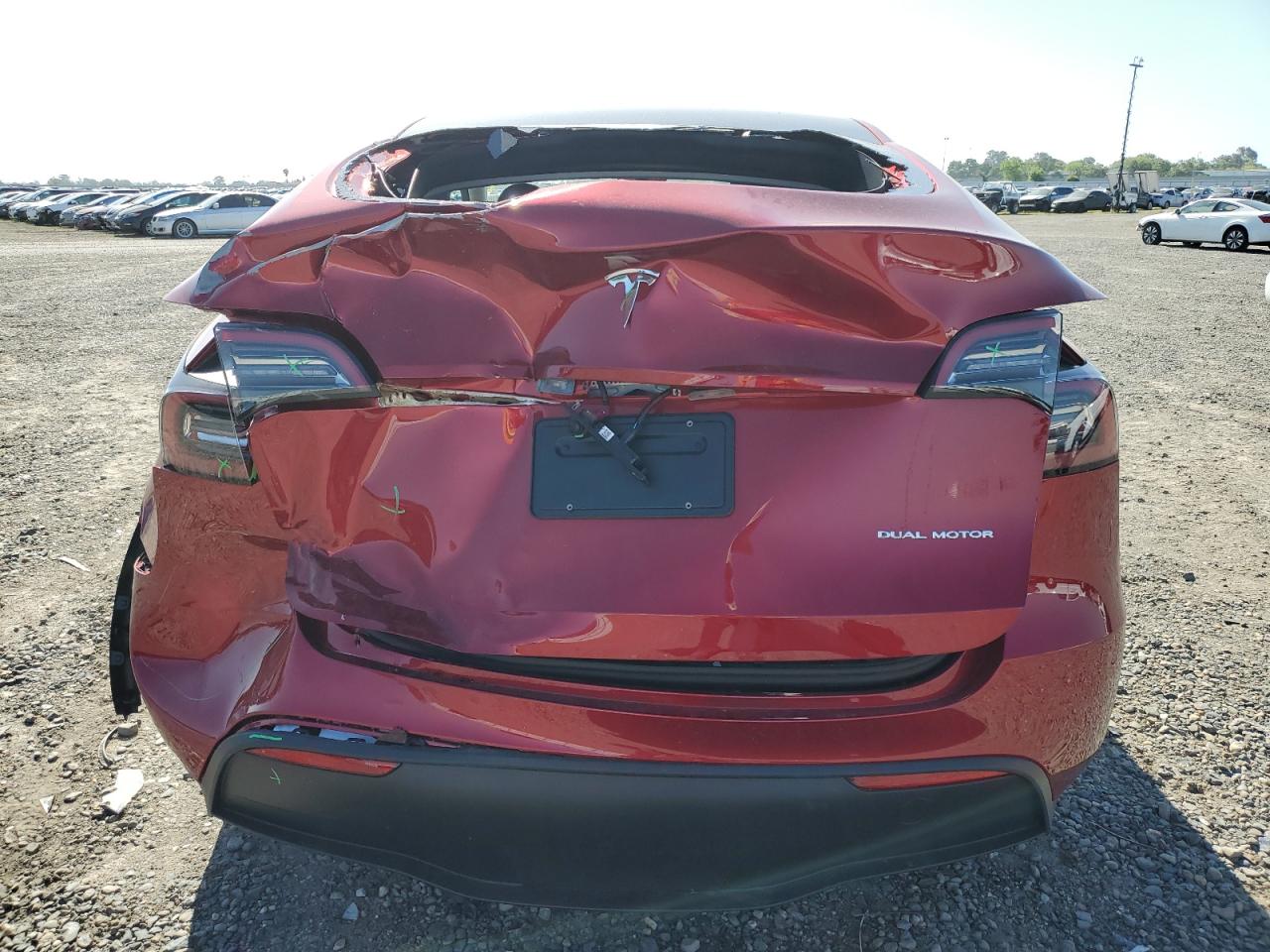 7SAYGDEE1RF003145 2024 Tesla Model Y