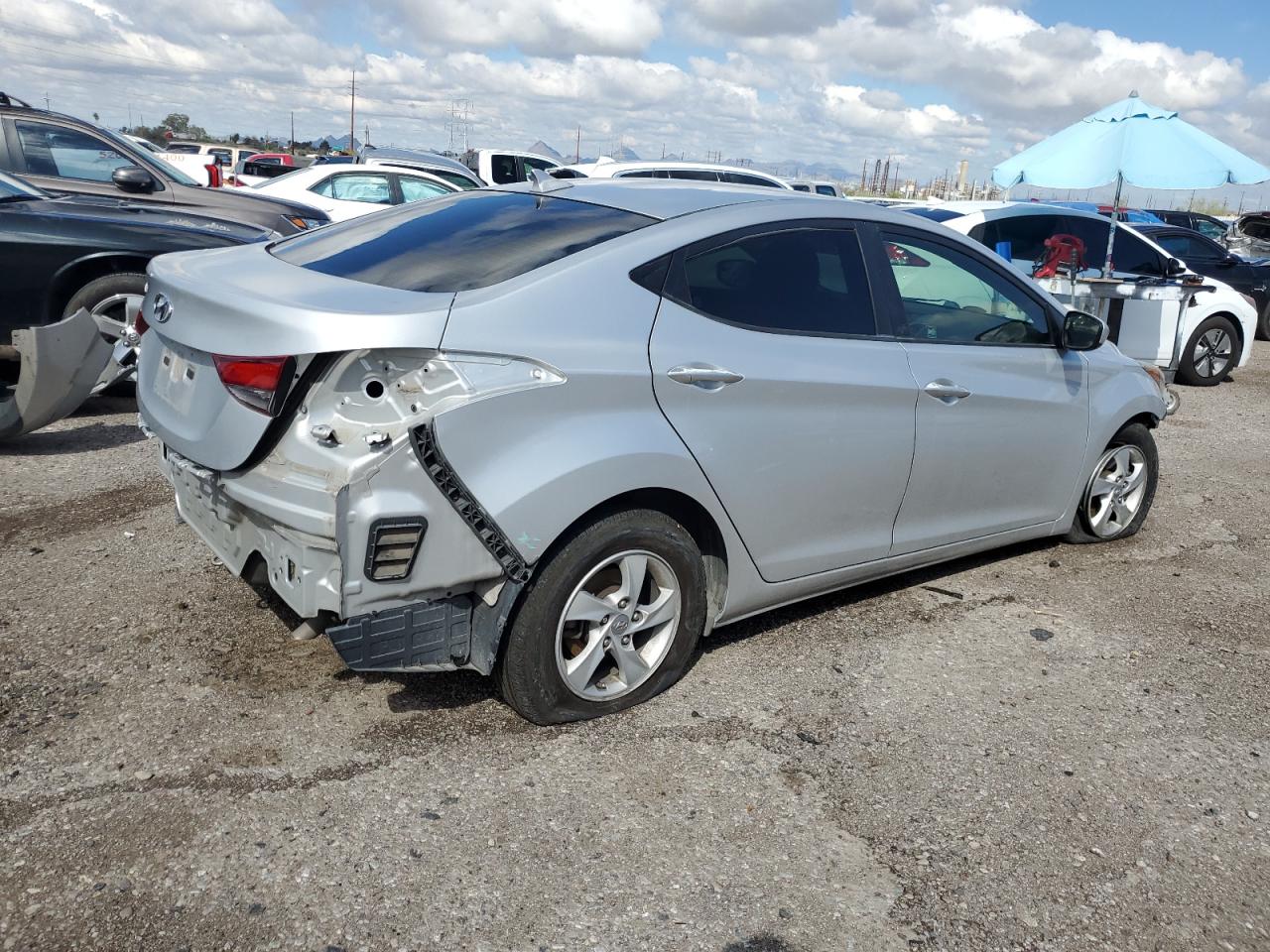 5NPDH4AE1FH556597 2015 Hyundai Elantra Se