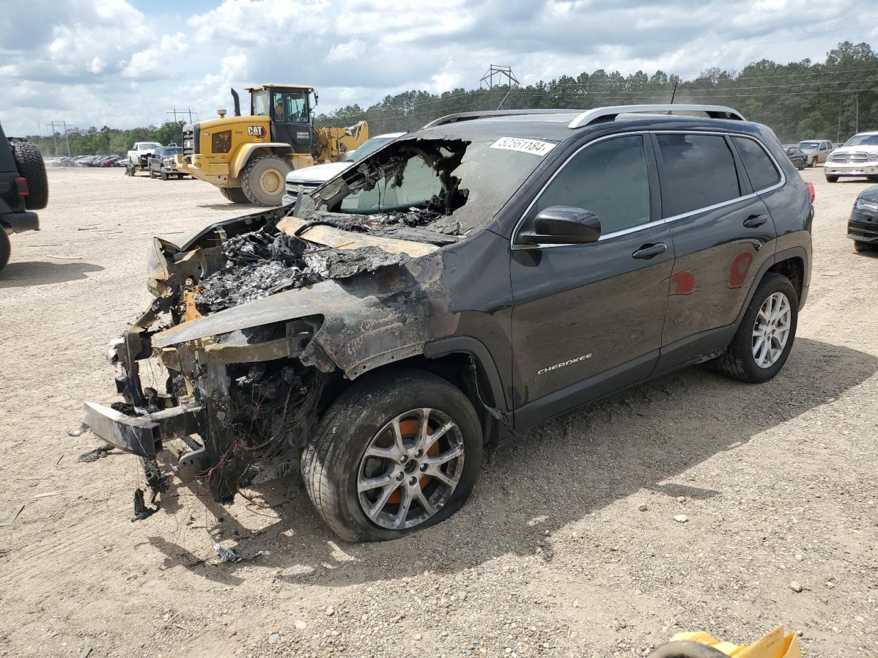 1C4PJLCB6HW669814 2017 Jeep Cherokee Latitude