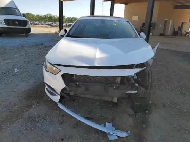 2019 BUICK REGAL ESSE W04GP6SX2K1008602