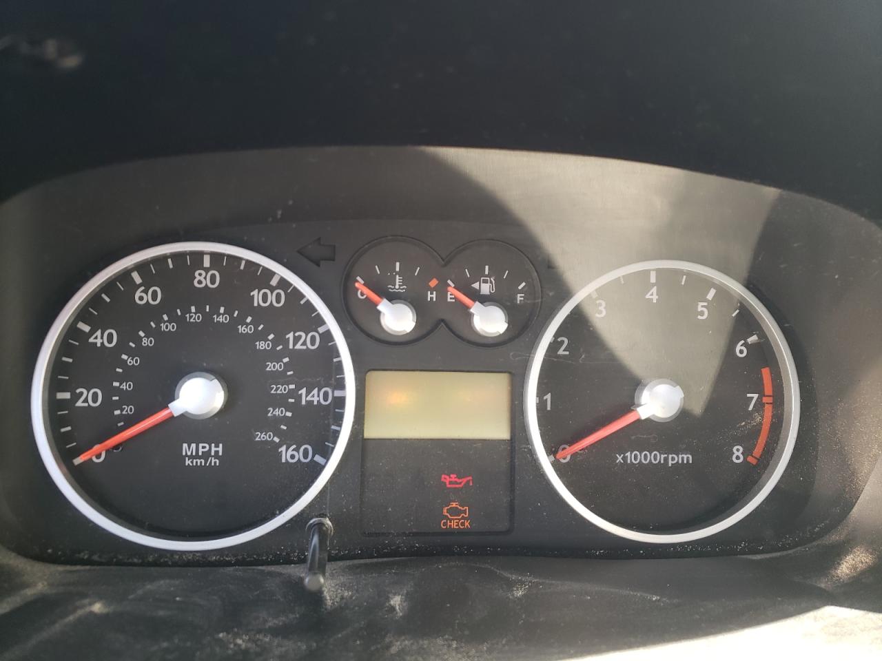 KMHHM65D14U138811 2004 Hyundai Tiburon