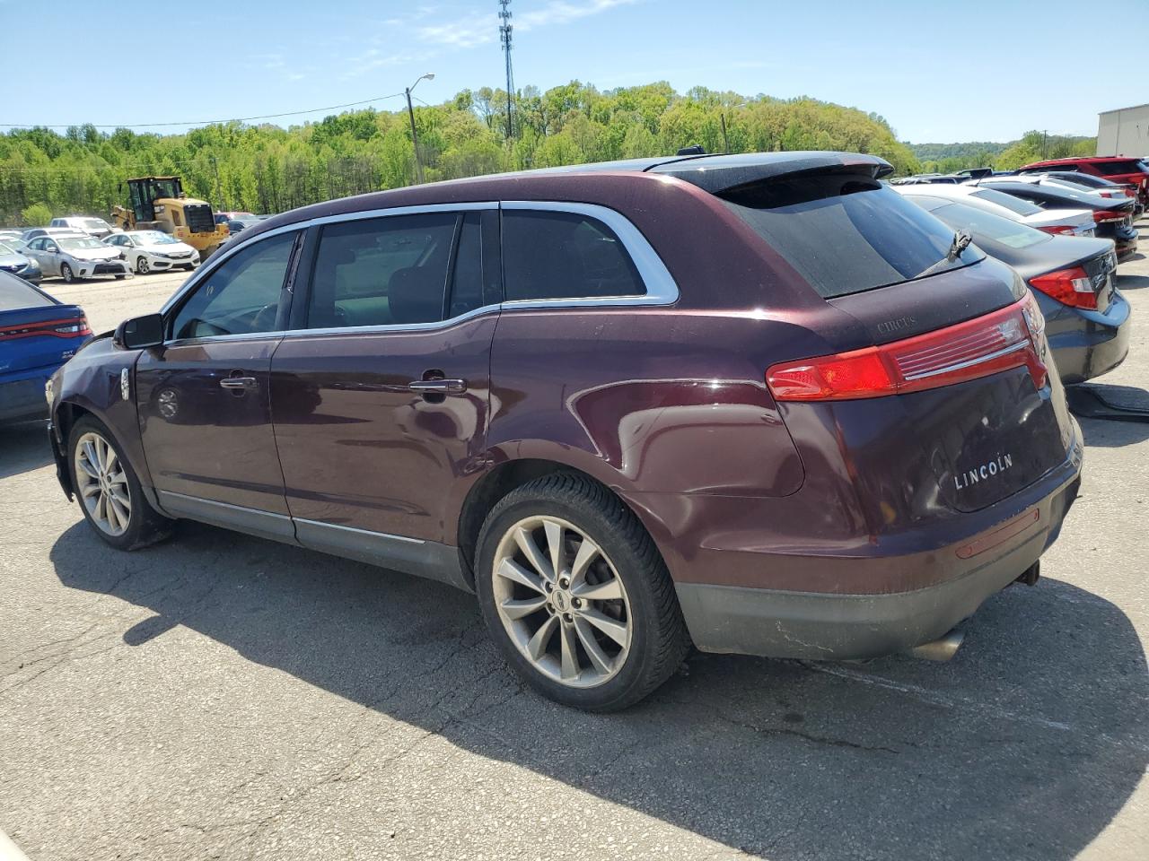 2LMHJ5AT2BBJ54636 2011 Lincoln Mkt