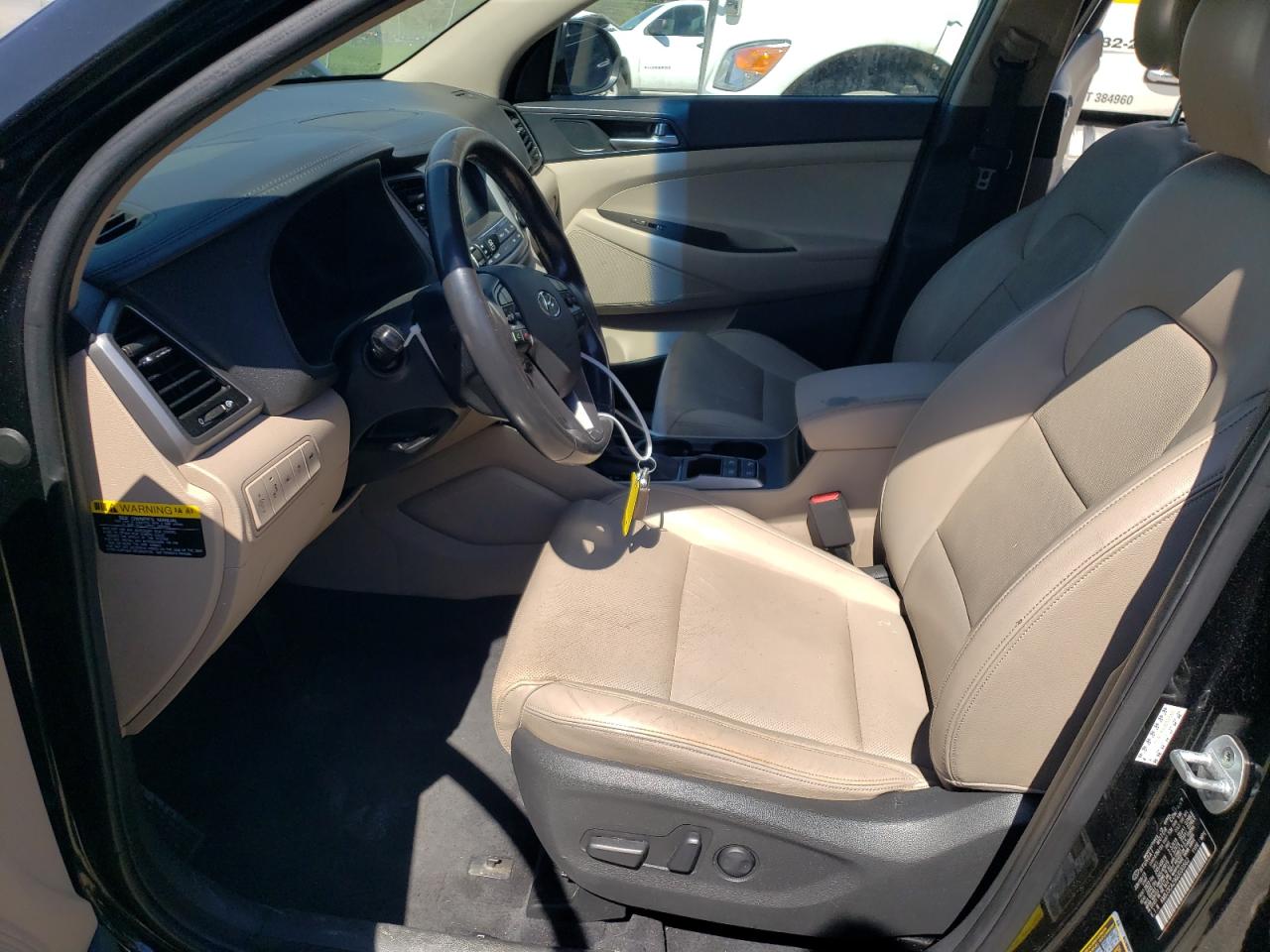 KM8J3CA29GU030562 2016 Hyundai Tucson Limited