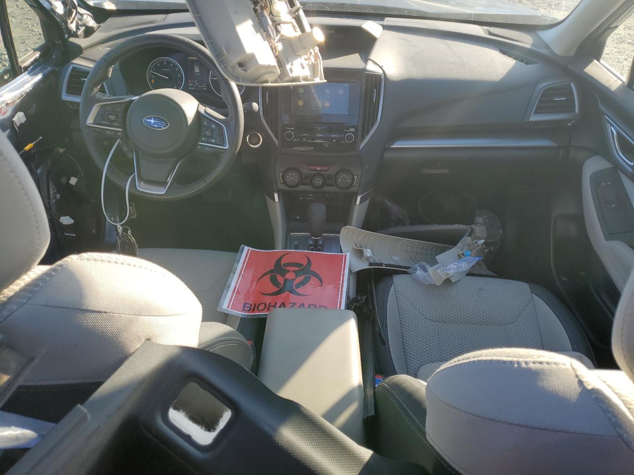 JF2SKADC8NH425344 2022 Subaru Forester Premium