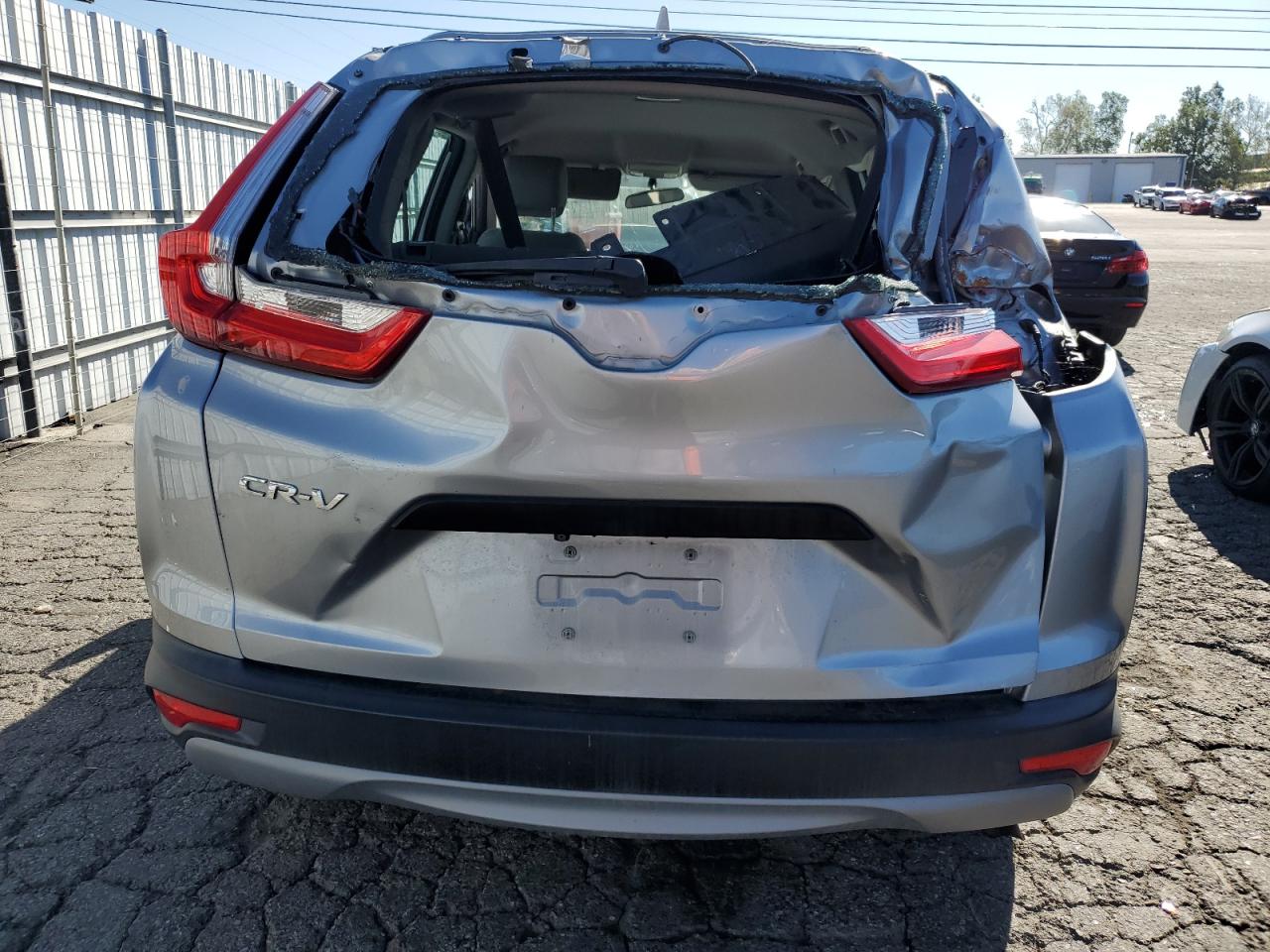 2019 Honda Cr-V Lx vin: 2HKRW5H32KH422178