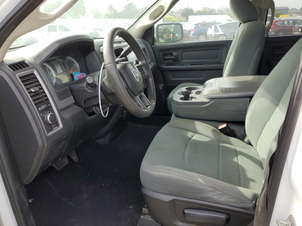 1C6RR6FT9FS575834 2015 Ram 1500 St