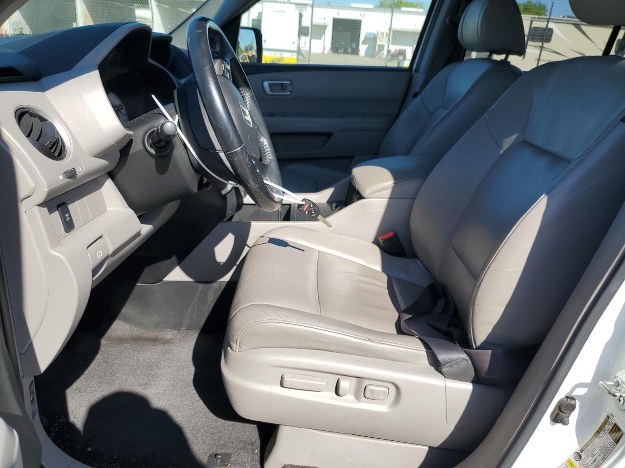 5FNYF3H53BB014837 2011 Honda Pilot Exl