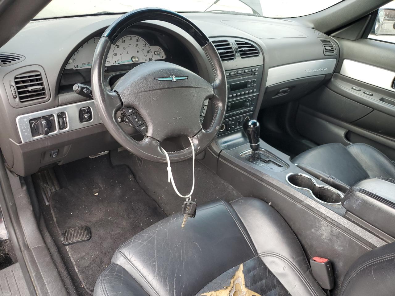 1FAHP60A22Y111041 2002 Ford Thunderbird