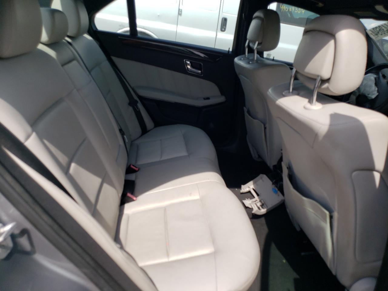 WDDHF5GB4AA097551 2010 Mercedes-Benz E 350