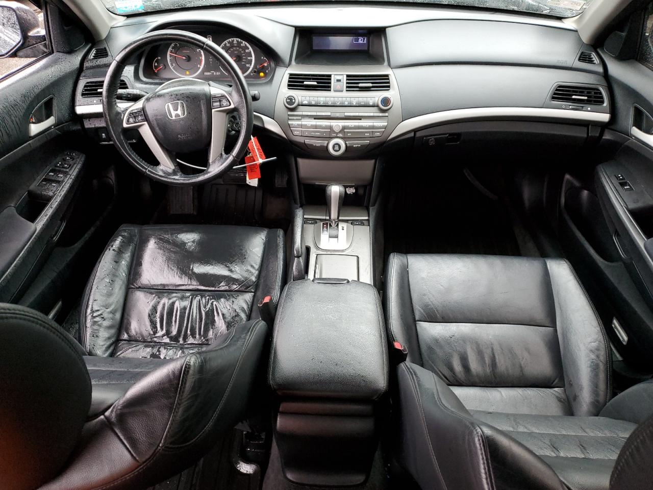 1HGCP2F69BA027079 2011 Honda Accord Se