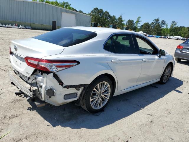 2018 Toyota Camry L VIN: 4T1B11HK7JU653125 Lot: 51812104