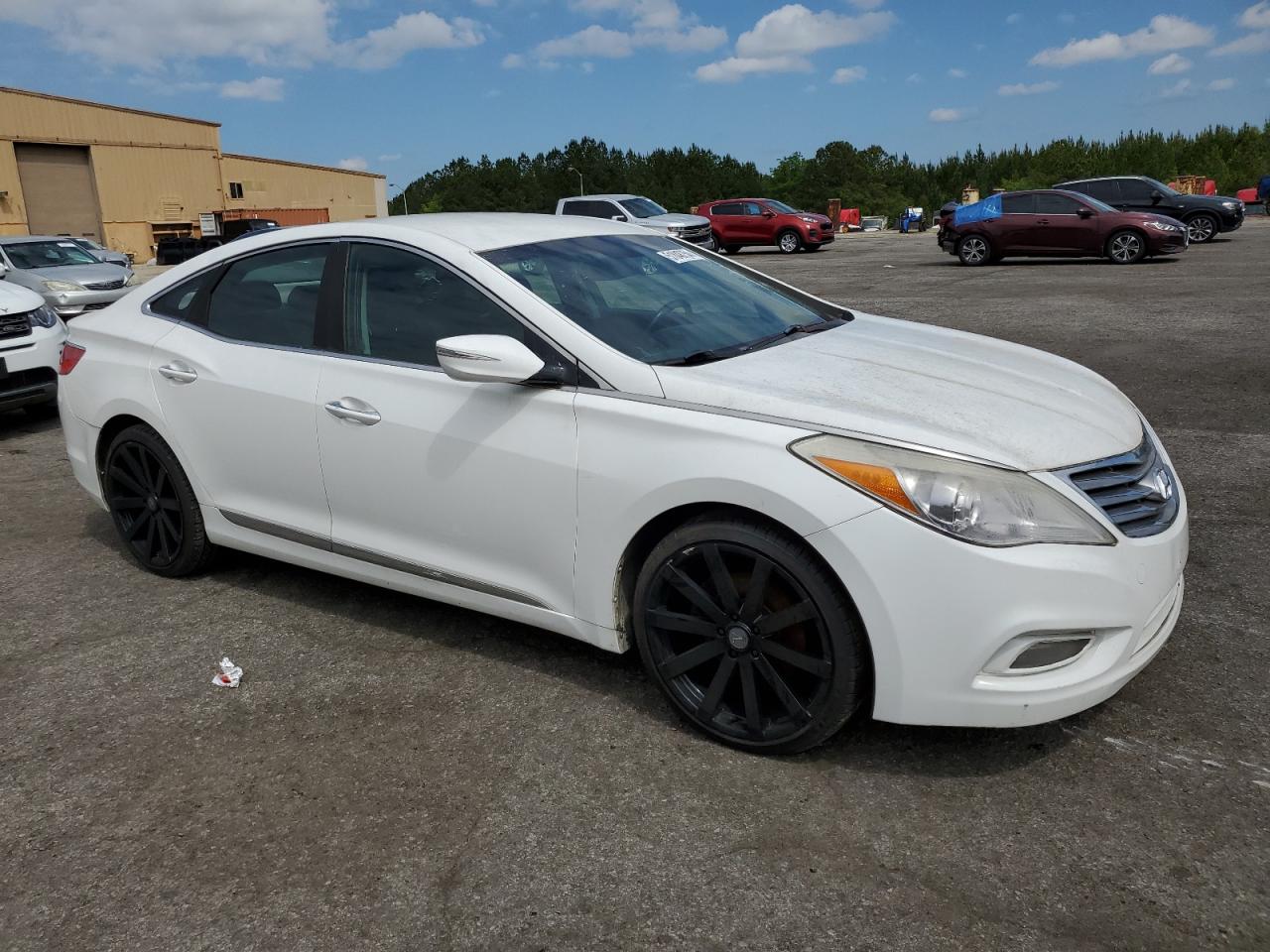 2014 Hyundai Azera vin: KMHFG4JG4EA385780