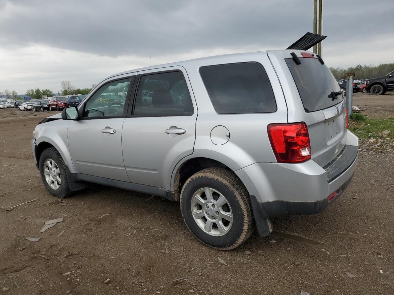 4F2CY9C72AKM01302 2010 Mazda Tribute I