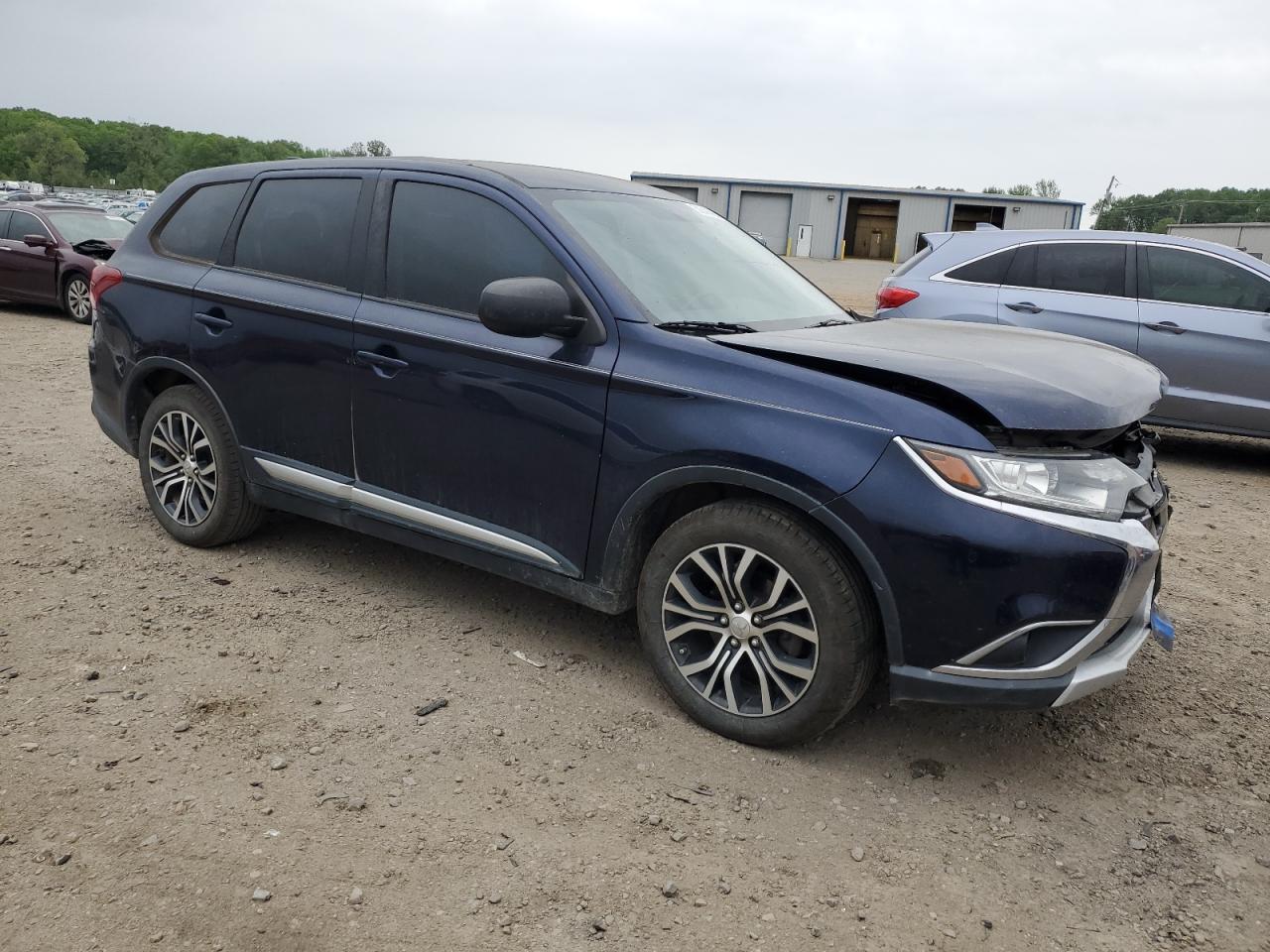 JA4AD2A39HZ027051 2017 Mitsubishi Outlander Es