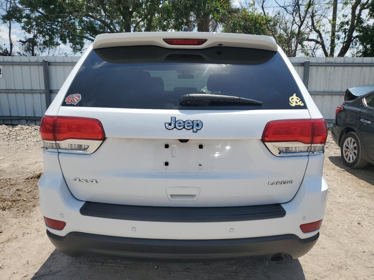 1C4RJFAG8KC579775 2019 Jeep Grand Cherokee Laredo