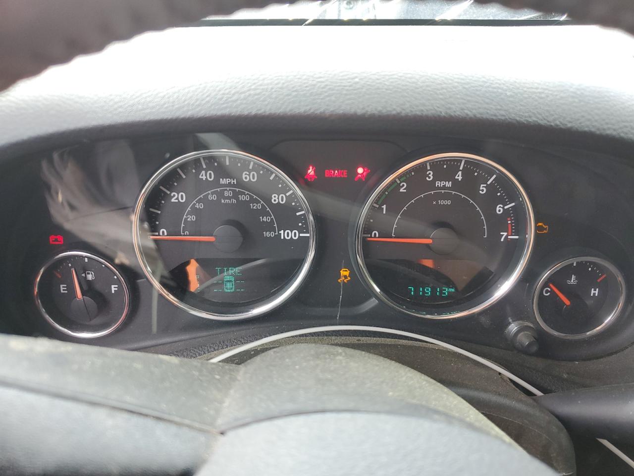 1C4BJWDG4GL231458 2016 Jeep Wrangler Unlimited Sport