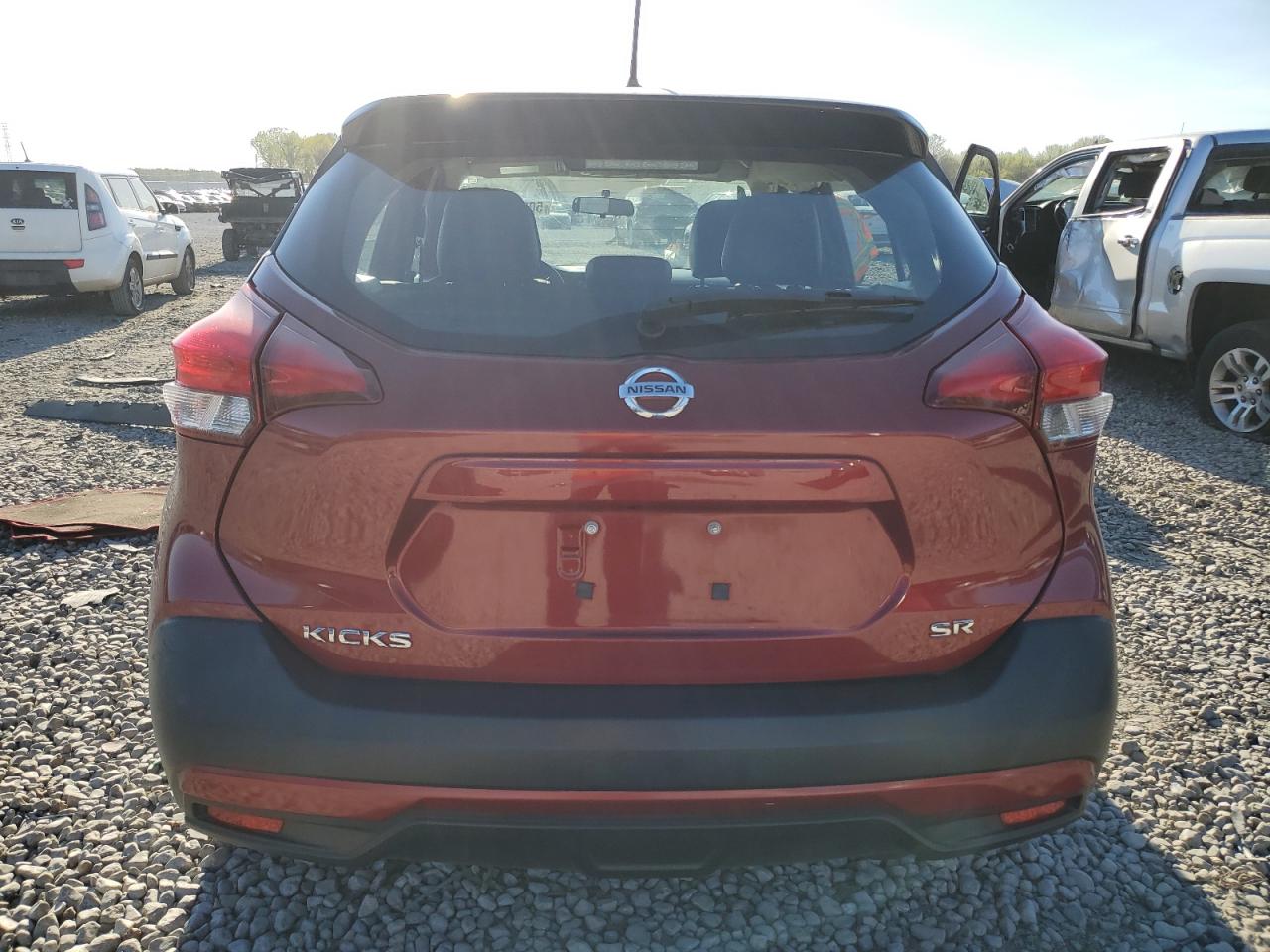 3N1CP5CU2KL488221 2019 Nissan Kicks S