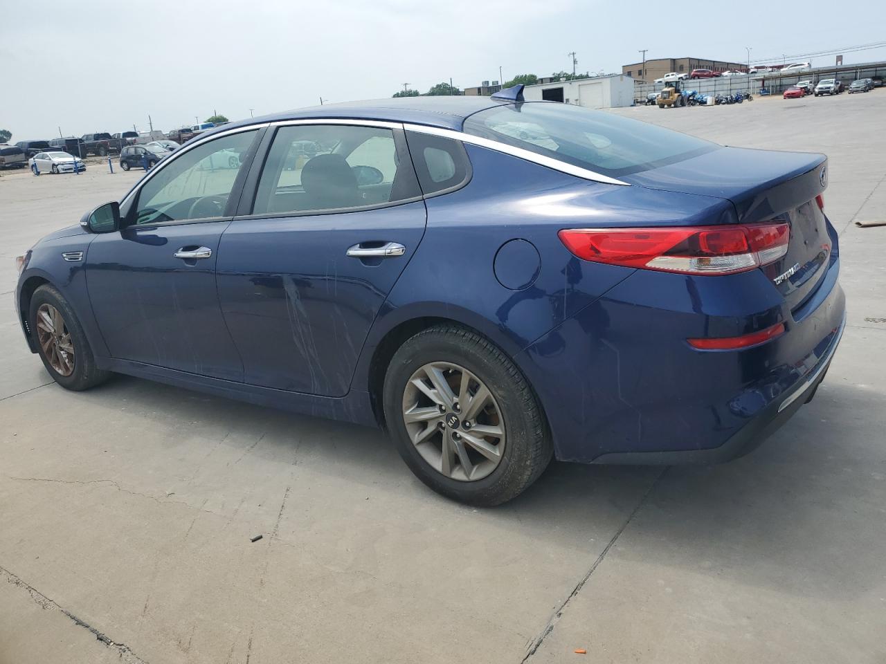 5XXGT4L38KG301829 2019 Kia Optima Lx