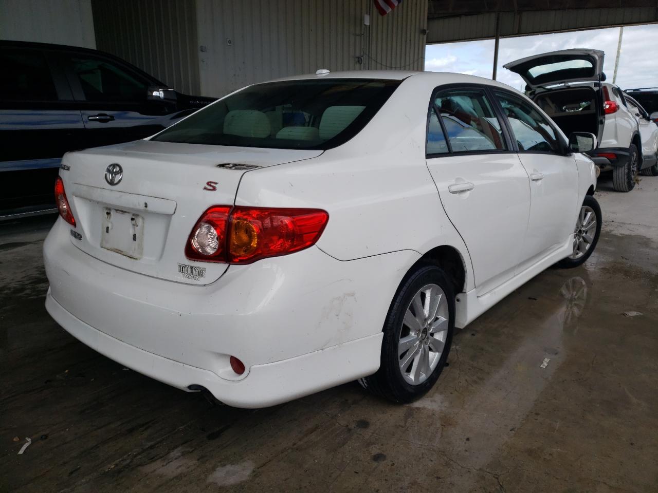 2T1BU4EE7AC500351 2010 Toyota Corolla Base