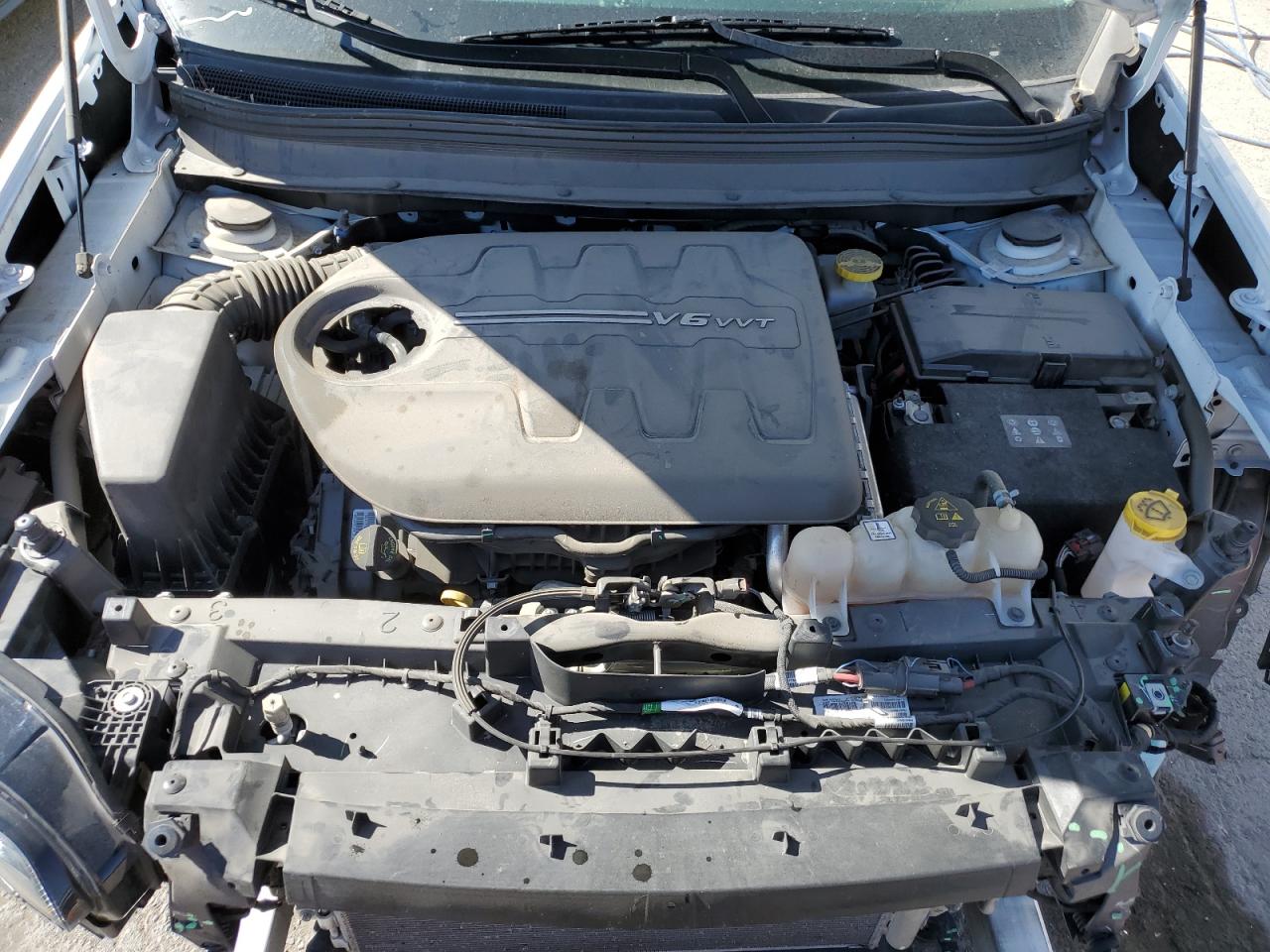 1C4PJLLX0KD273313 2019 Jeep Cherokee Latitude Plus