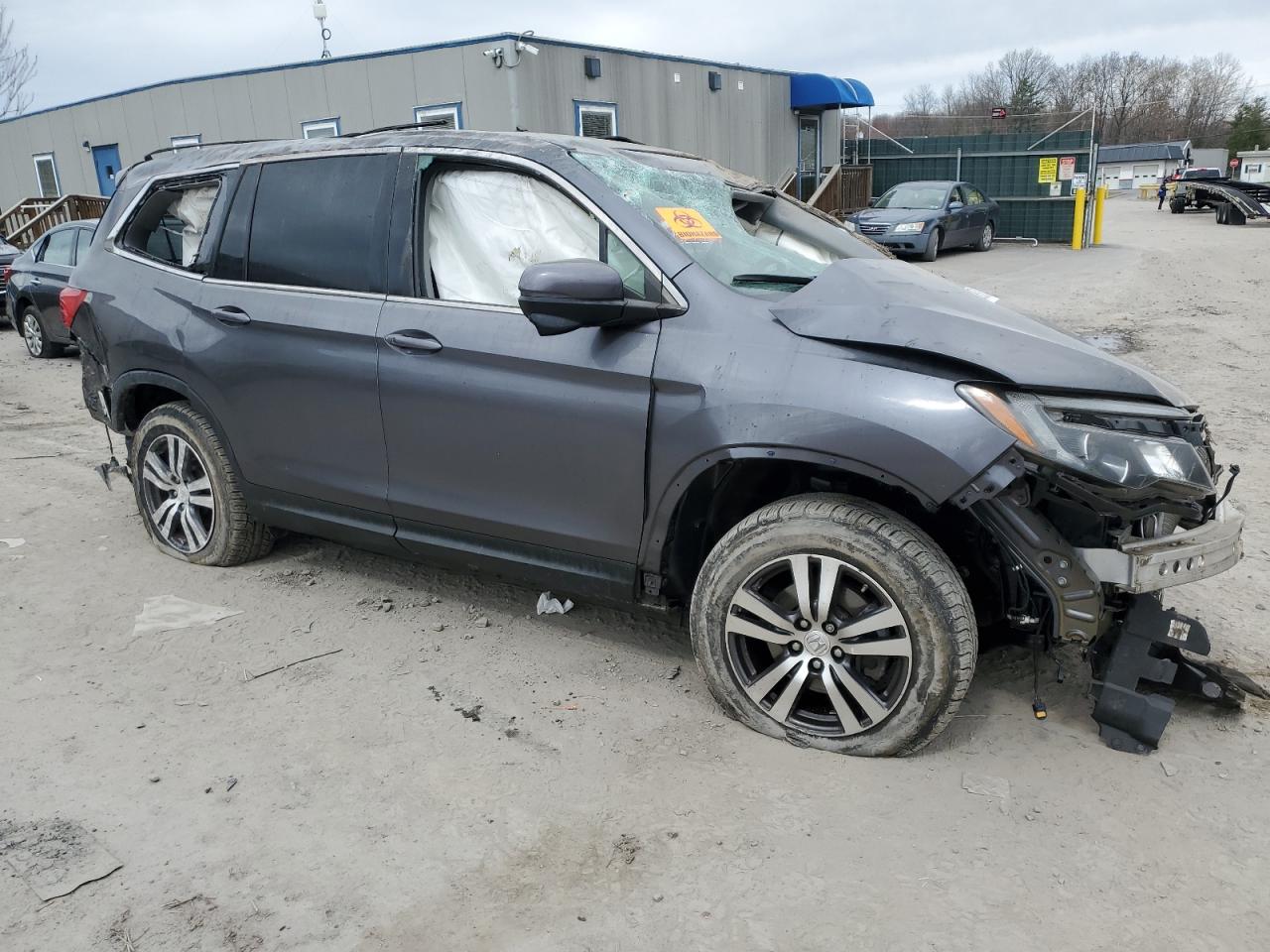 5FNYF6H70GB126358 2016 Honda Pilot Exln