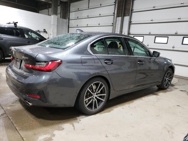 3MW5R7J09M8B95270 BMW 3 Series 330XI 3