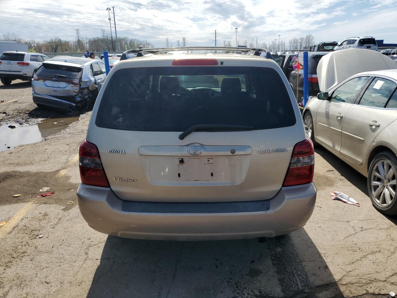 JTEEP21A740029825 2004 Toyota Highlander