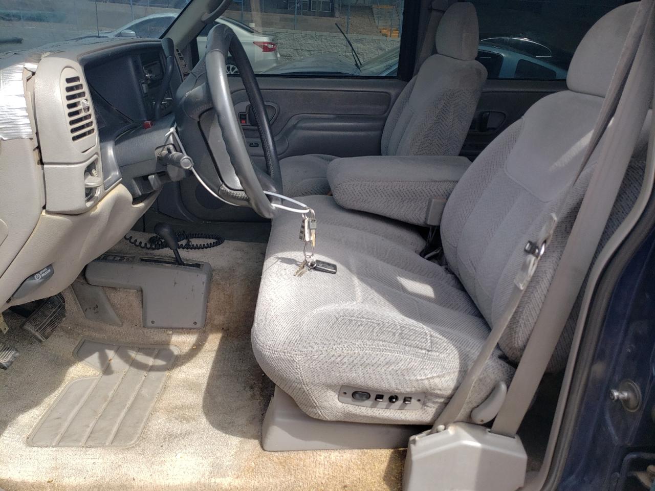 1gngk26k0sj344719 1GNGK26K0SJ344719 1995 Chevrolet Suburban K2500