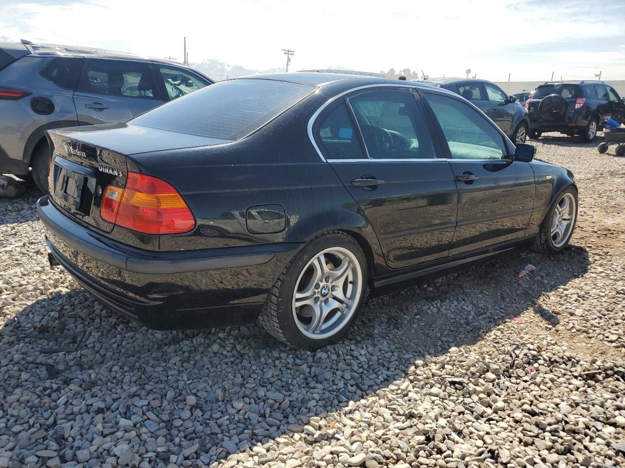 WBAEV53462KM21129 2002 BMW 330 I