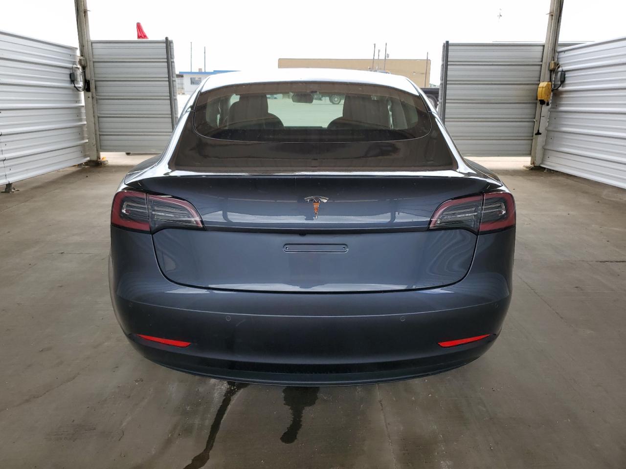 5YJ3E1EA3NF185899 2022 Tesla Model 3