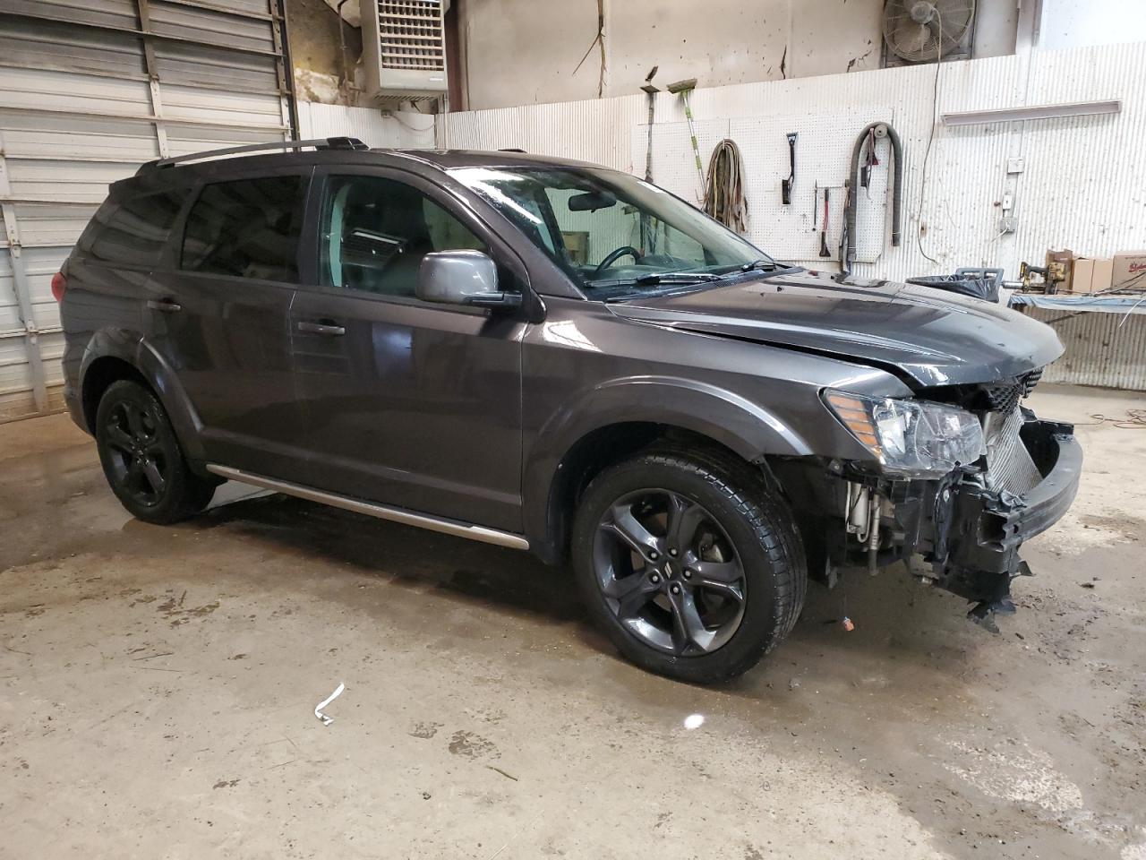 3C4PDDGG8JT430196 2018 Dodge Journey Crossroad