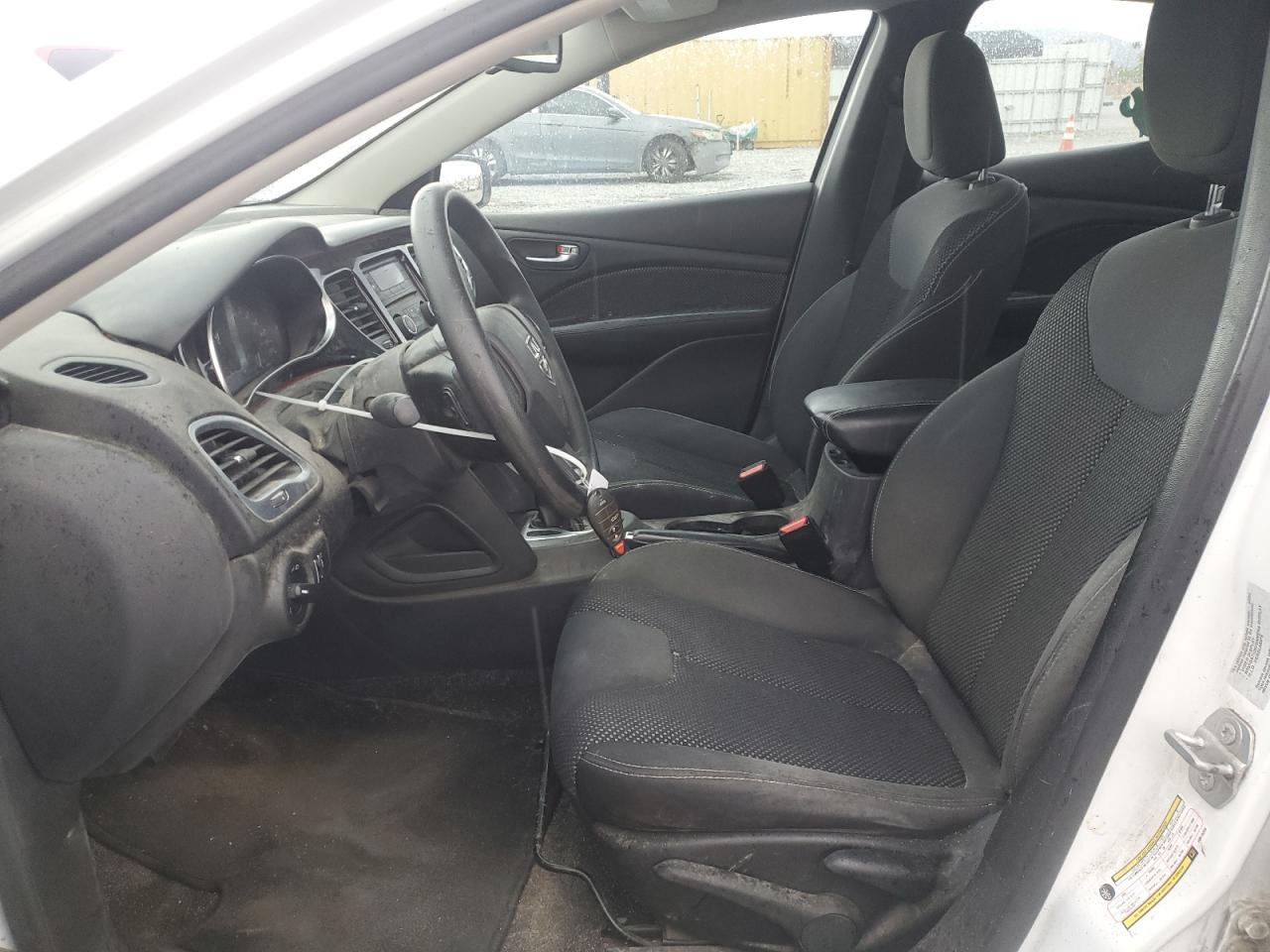 1C3CDFBB3GD515326 2016 Dodge Dart Sxt