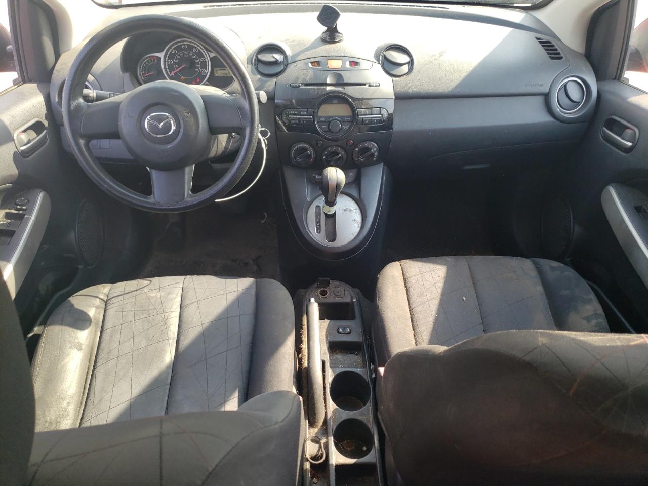 JM1DE1HY6B0118415 2011 Mazda Mazda2