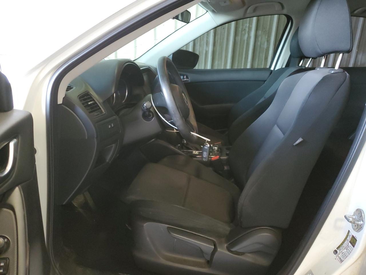 JM3KE4BY0G0689902 2016 Mazda Cx-5 Sport