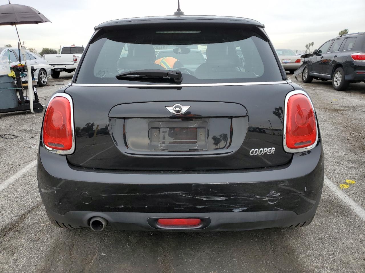 WMWXP5C55GT739238 2016 Mini Cooper