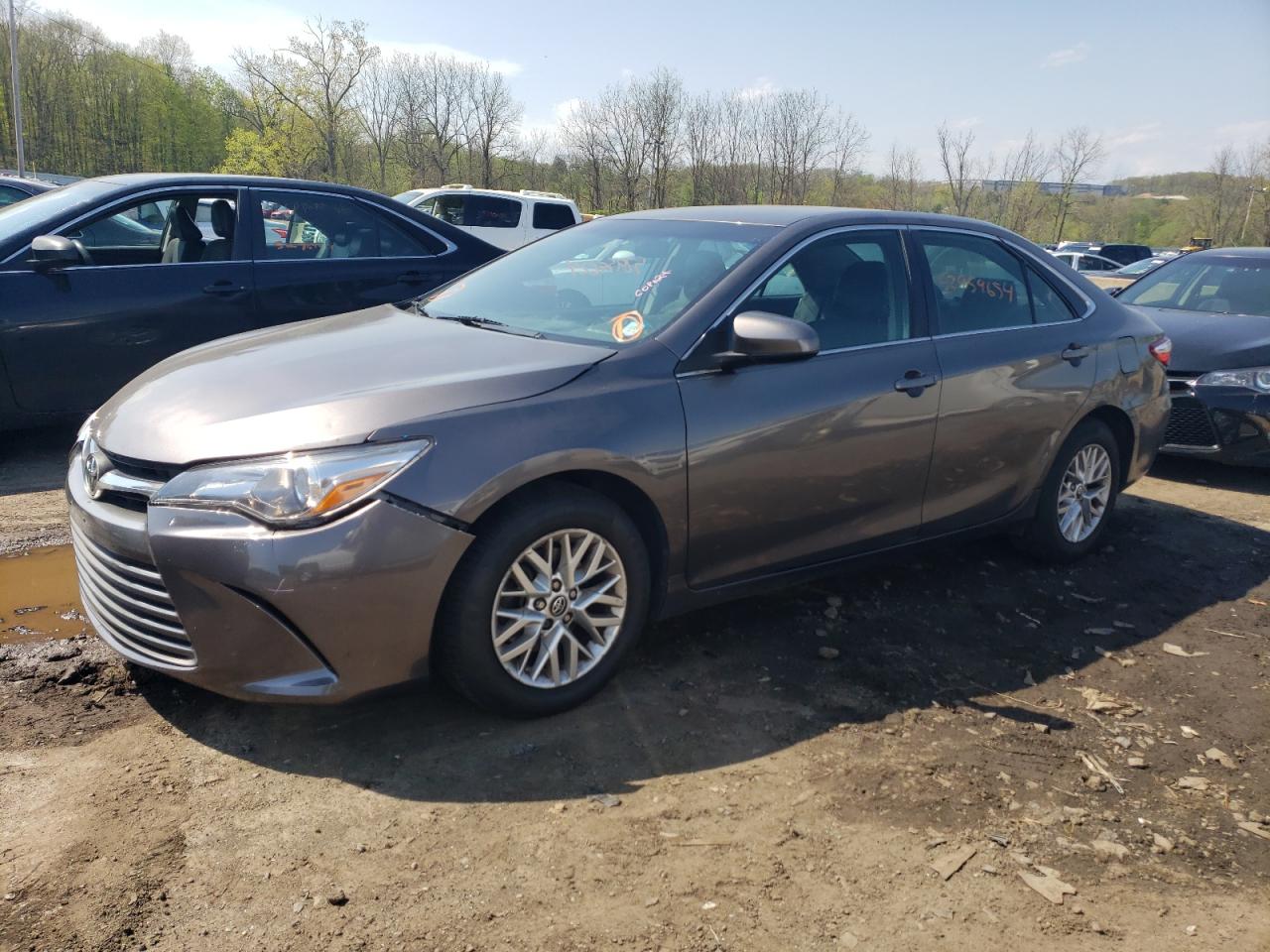 2016 Toyota Camry Le vin: 4T1BF1FK6GU194781